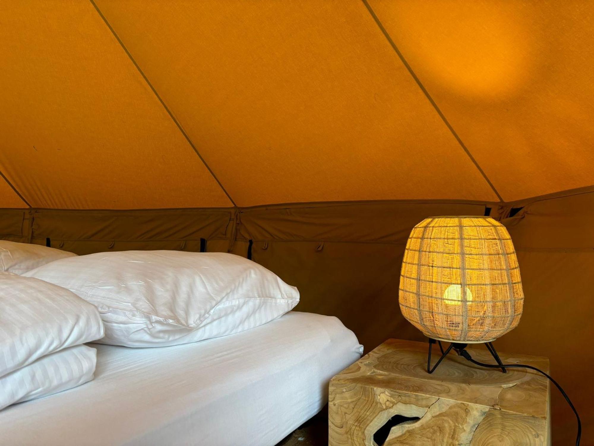 Glamping Bivak - Urban Gardens Gent Hotel Exterior foto